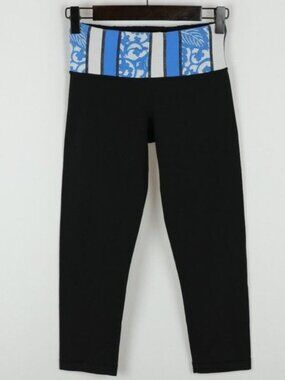 Lululemon Wunder Under Women's Size 2 Black Blue Reversible Capri Leggings